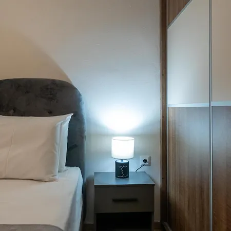 Olive House Family Apartamento Calamata