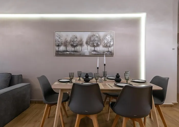 Διαμέρισμα Olive House Family